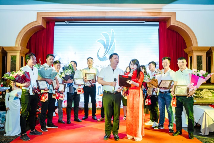 1675218225688450MDiJ.jpg DDA01820 (Small).JPG